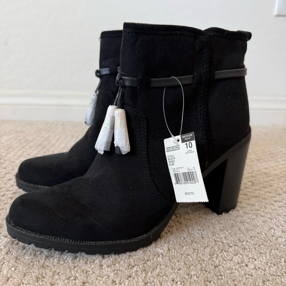 Jaclyn Smith Rubi Black Faux Suede Block Heel Rounded Toe Tassel Ankle Booties